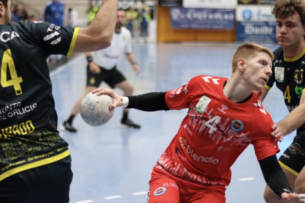 El Blendio Sinfín se agarra a la permanencia - Balonmano Sinfin Cantabria